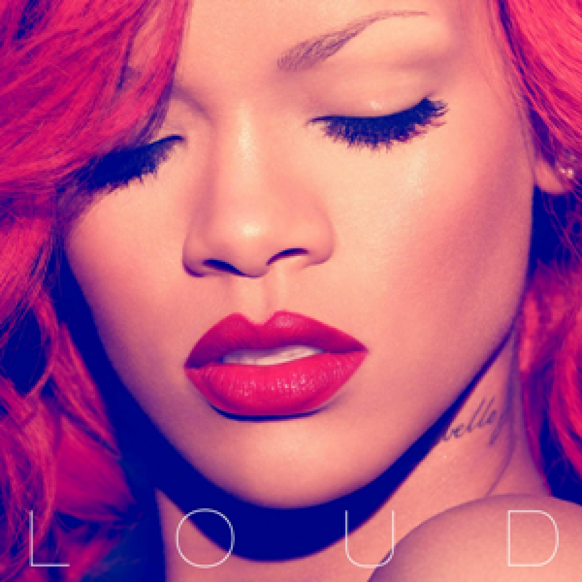 Rihanna_-_Loud